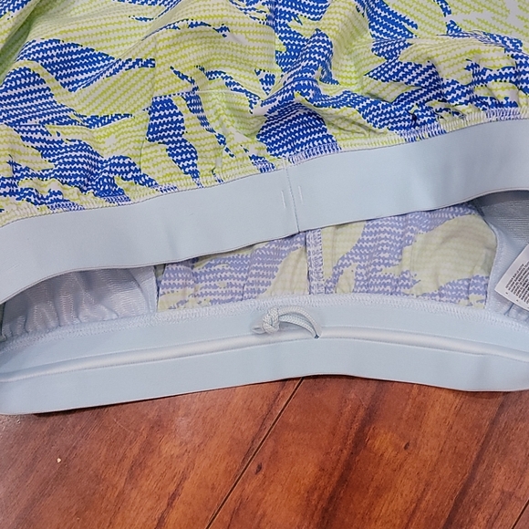 NWT Men's size L Adidas camo training shorts - Picture 6 of 7